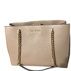 NWOT Michael Kors pink Leather tote shoulder bag gold hardware so beautiful 😻